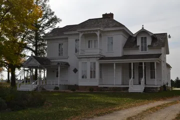 Harriman-Nielsen Historic Farm