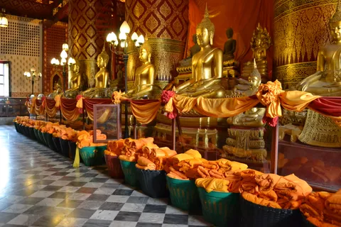 Wat Phanan Choeng Worawihan