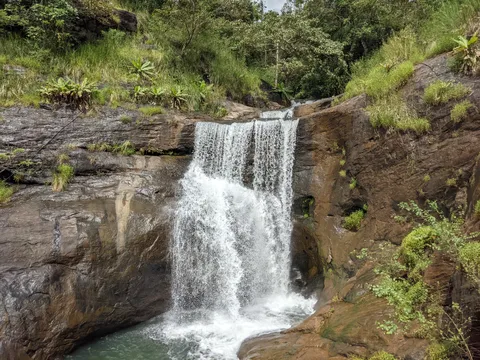 Ezharakund Waterfalls