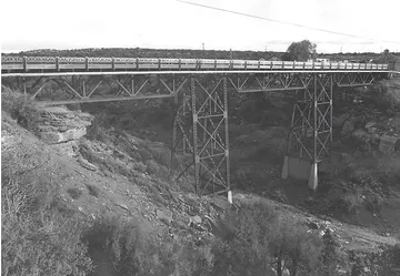 Querino Canyon Bridge