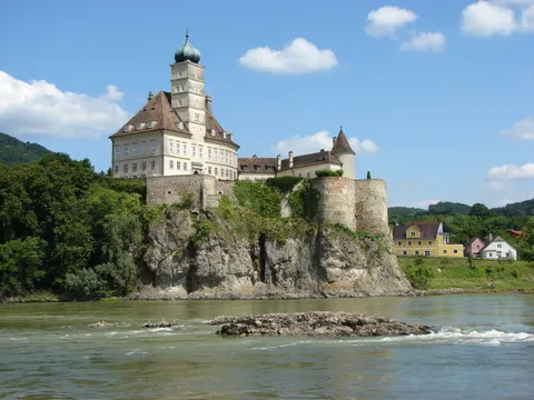 Schloss Schönbühel